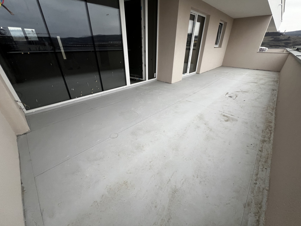 Penthouse de 3 camere, 81.5 mp utili, 104 mp terasa, Zona Cetatii