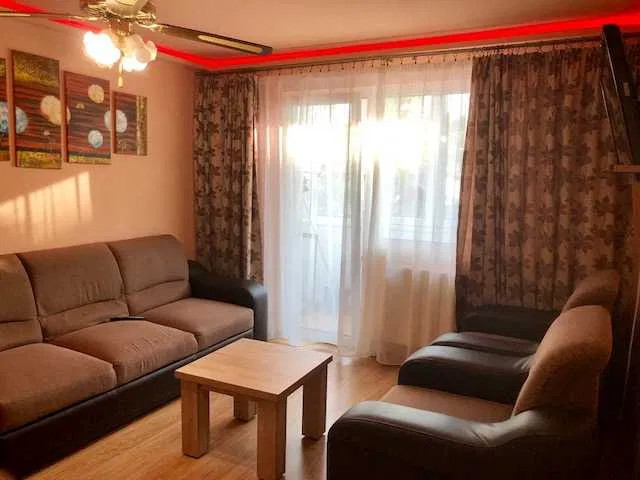 Apartament 3 camere de inchiriat, parcare, cartier Manastur 