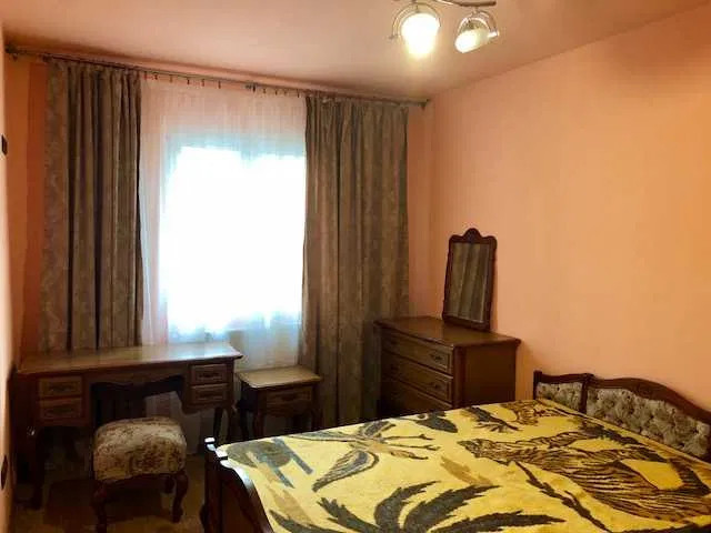 Apartament 3 camere de inchiriat, parcare, cartier Manastur 