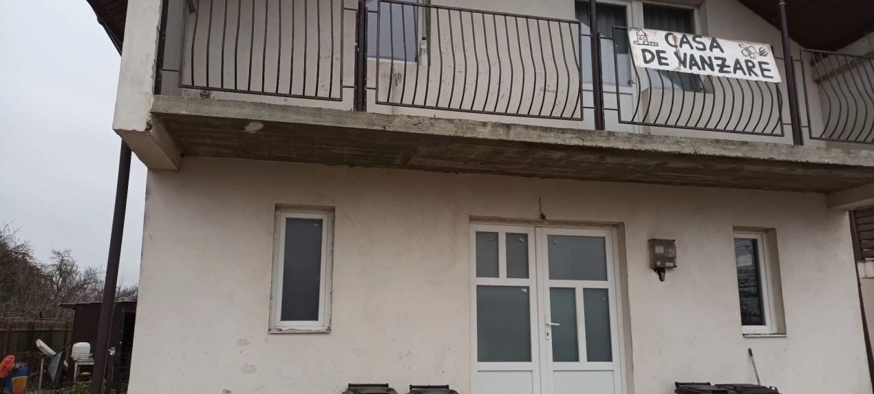 Vand casa individuala cu 4 camere, in Valea Chintaului, teren 200mp