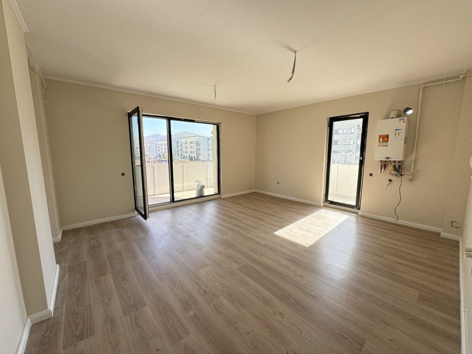 Apartament de 3 camere, 58.63 mp, Finisat,Terasa,Parcare,Zona Eroilor