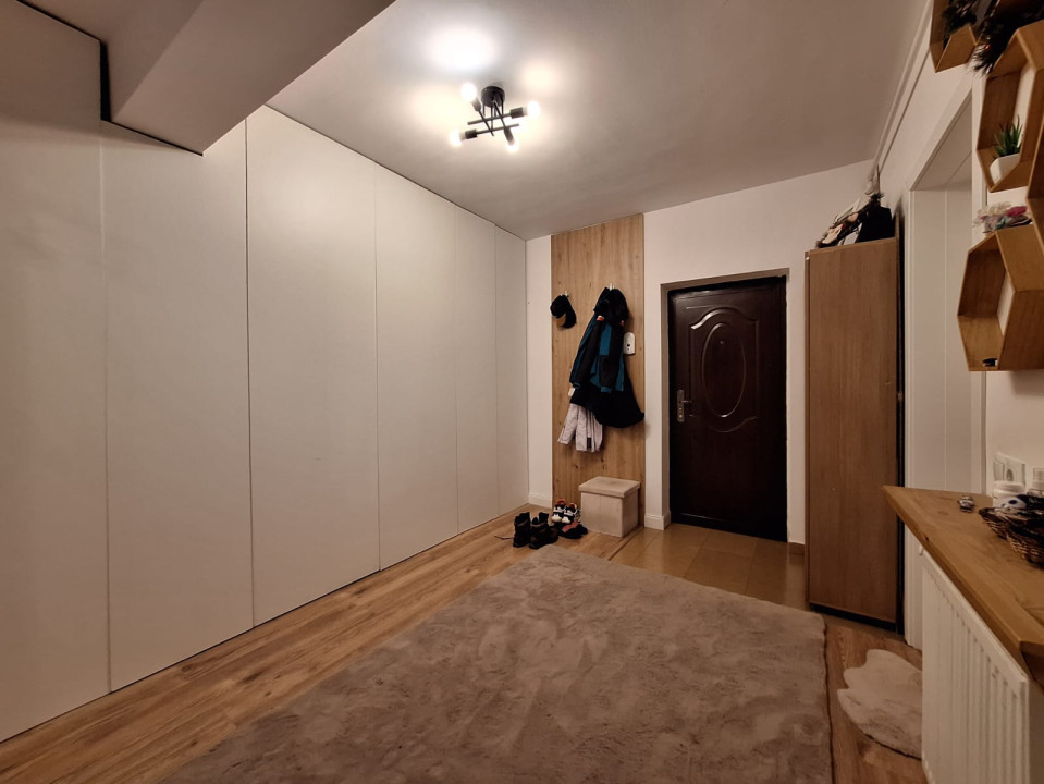 Apartament cu 2 camere, 46 mp, parcare, zona Stejarului