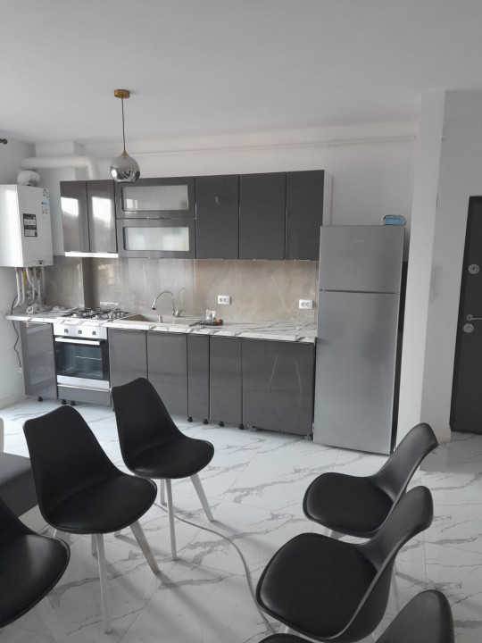 Apartament de 3 camere, 65mp, mobilat-utilat, , zona Fagului