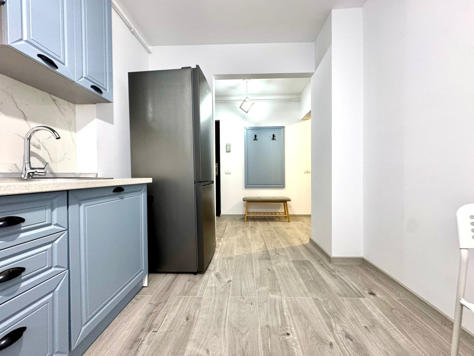 Apartament 2 camere decomandate, etaj intermediar, la cheie, zona USAMV