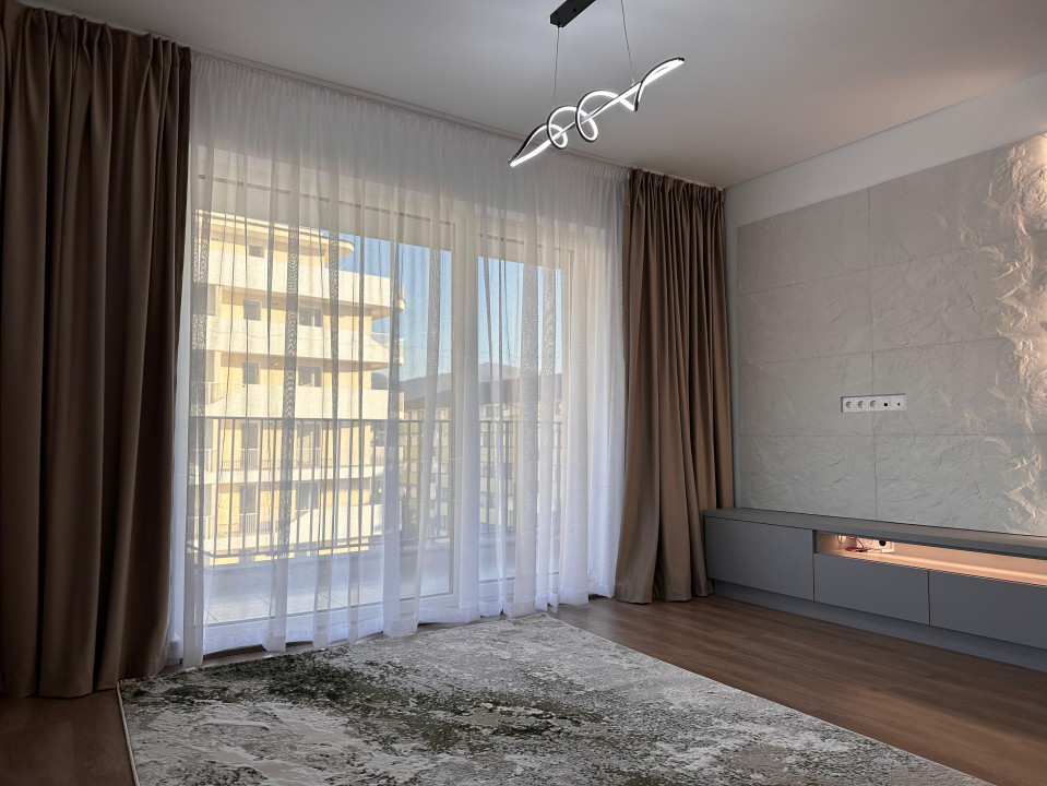 Apartament modern , de 50 mp utili  + terasa de 24 mp, zona Eroilor 