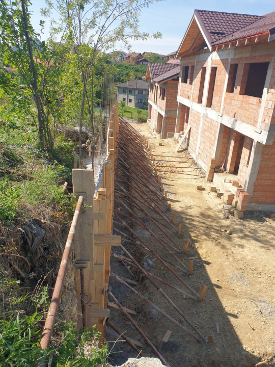 Casa tip duplex, 4 camere,100 mp, teren 250 Dezmir