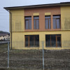 Hotel cu restaurnt ,42 camere ,2 apartamente ,1600 mp construiti , teren 5000 mp