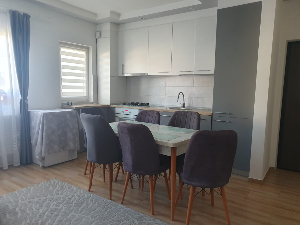 Apartament 2 camere, 47mp,gradina ,2 parcari, zona Fagului