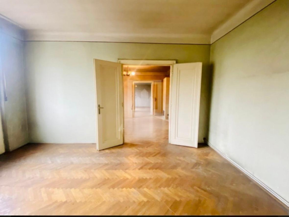  Oportunitate investitie apartament cu 3 camere, 108 mp, zona Centrala