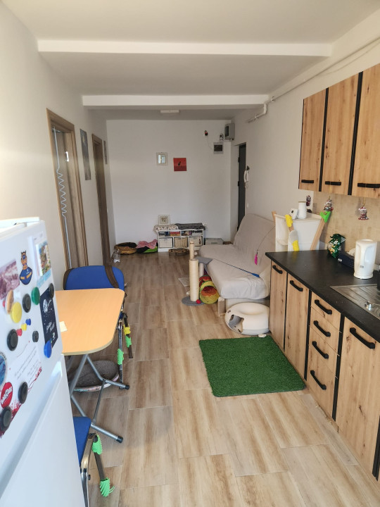 Apartament cu 2 camere, 38 mp, zona Stejarului