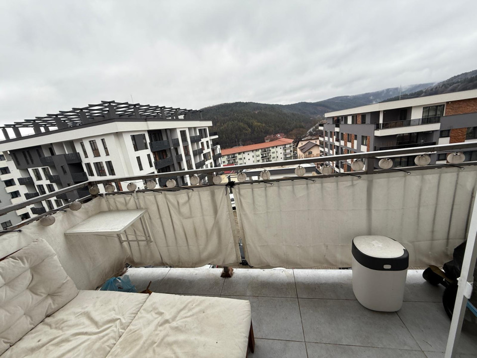 Apartament cu 2 camere decomandate si view superb zona Vivo 