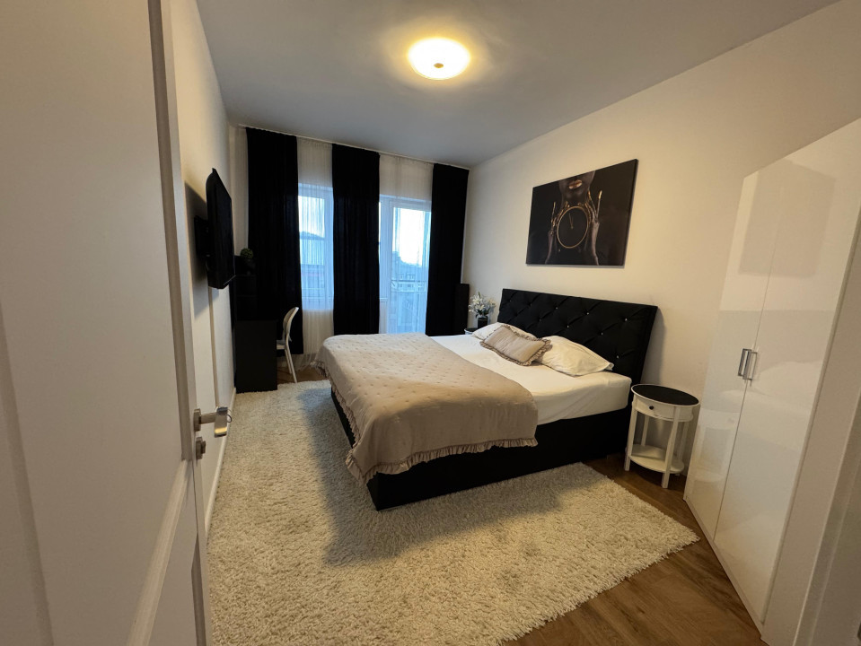 Apartament de 2 camere, 54 mp utili , zona Teilor