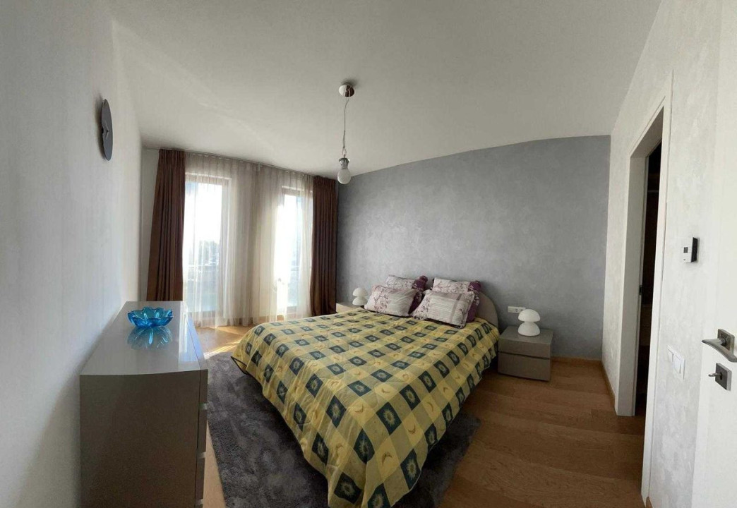 Apartament 3 camere lux, 90 mp cu terasa, Ansamblu Riviera