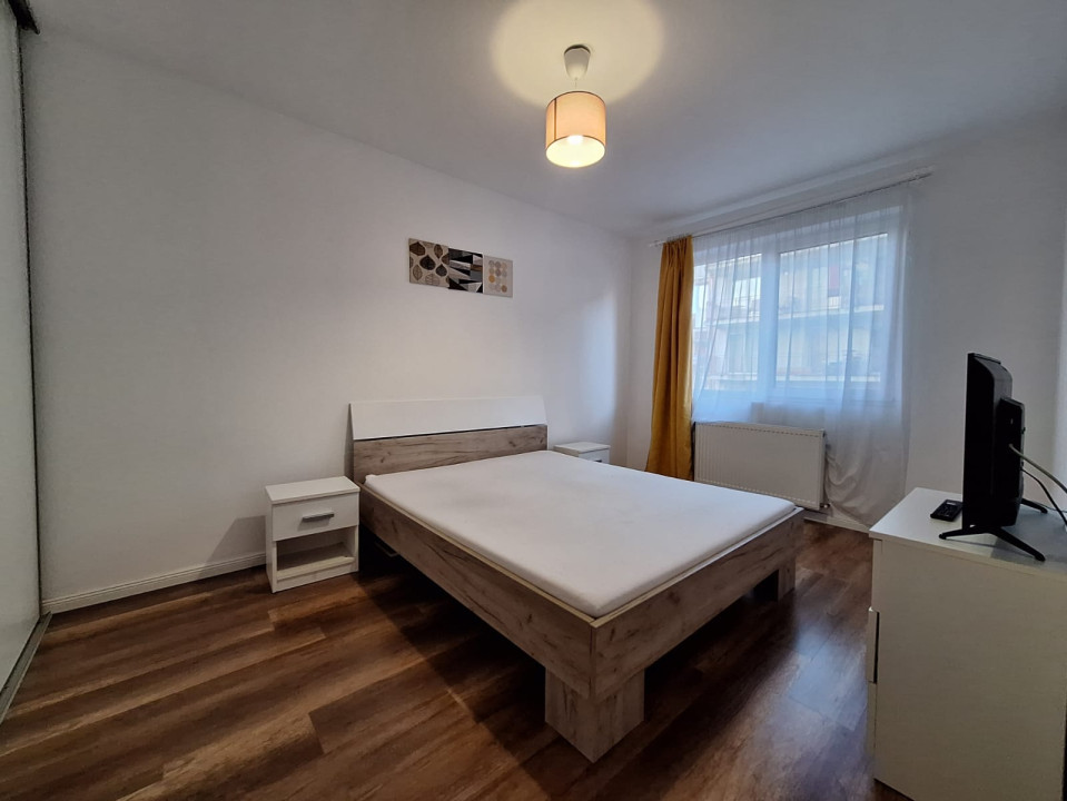 Apartament la etajul 1, parcare, zona Eroilor