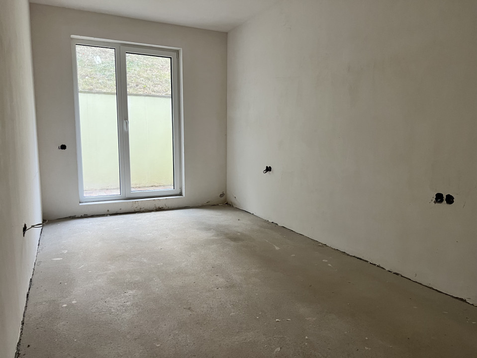 Apartament de 3 camere, 2 bai, 68 mp, zona Valea Garbaului