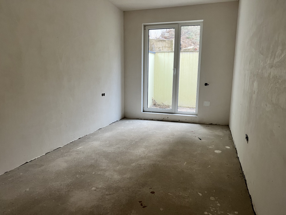 Apartament de 3 camere, 2 bai, 68 mp, zona Valea Garbaului