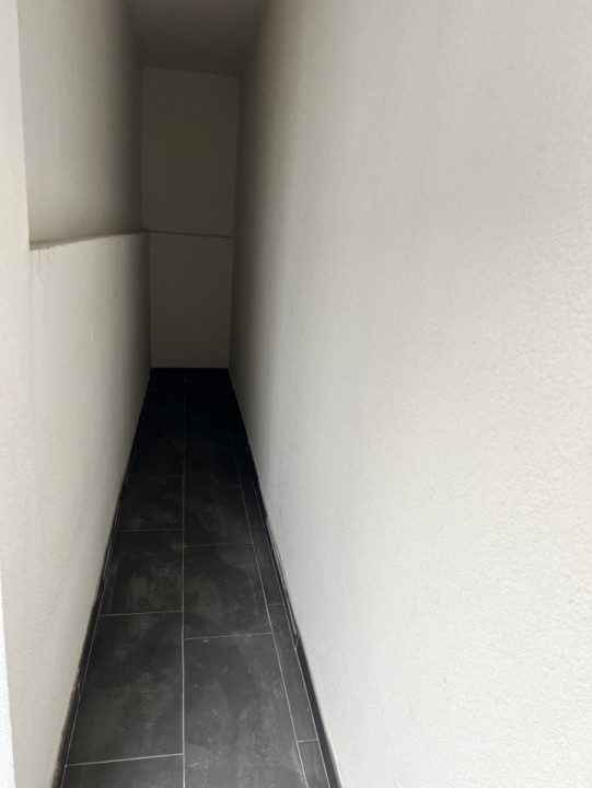 Apartament de 3 camere, 2 bai, 68 mp, zona Valea Garbaului