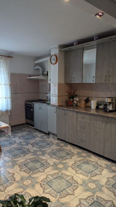 Apartament cu 2 camere decomandate, zona Gheorghe Doja