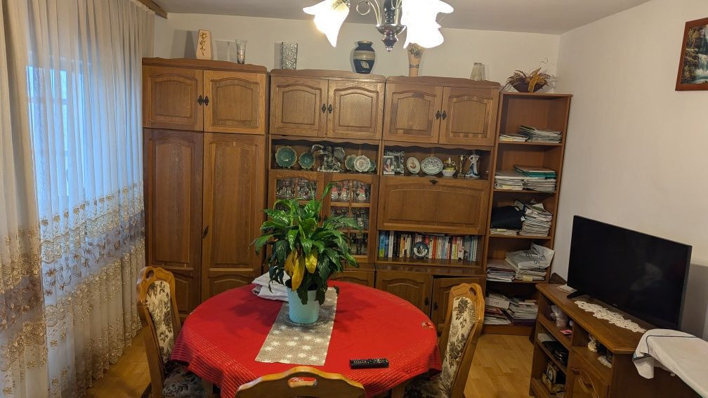 Apartament cu 2 camere decomandate, zona Gheorghe Doja