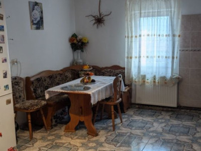 Apartament cu 2 camere decomandate, zona Gheorghe Doja