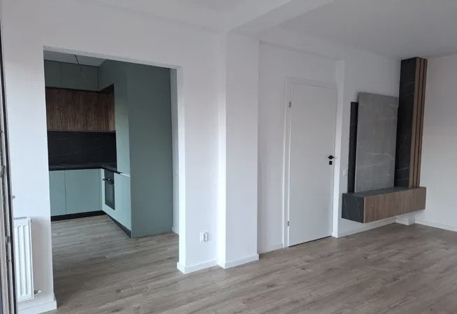 Casa Insiruita, 4 camere, 79mp, Zona Il Milanese