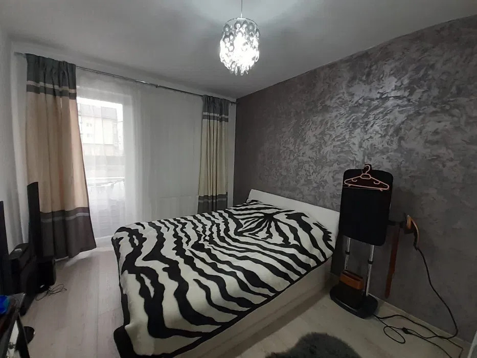 Apartament cu 2 camere, 55 mp, balcon, zona Cetatii