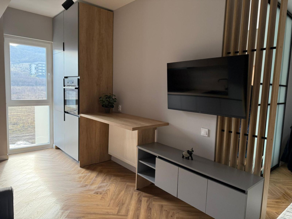 Apartament NOU, ideal pentru regim hotelier, 37 mp, parcare, zona Terra