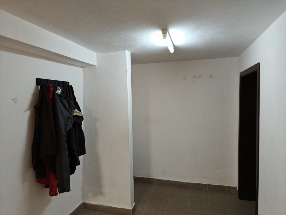 Casă cu curte, 160 mp utili, PET FRIENDLY, zona străzii Hameiului