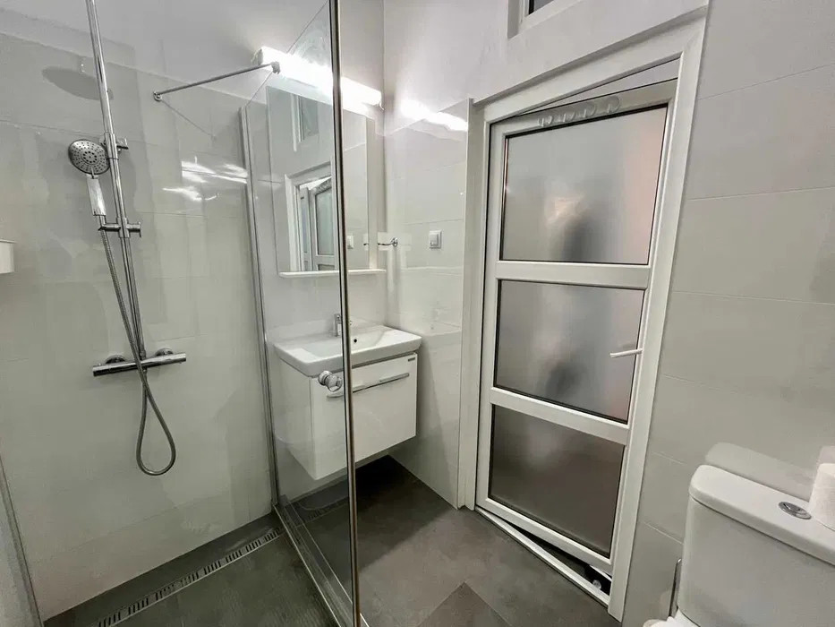 Apartament 2 camere decomandate, 64 mp utili, proaspăt renovat, zona Sora