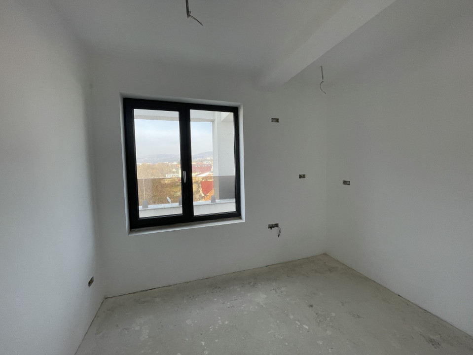 Apartament 3 camere, 48 mp cu 21 mp terasă, zona Mărăști 