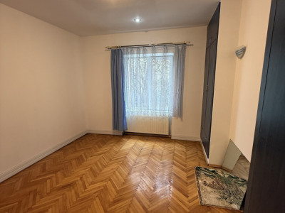 Apartament 3 camere, 86 MP, finisat, central