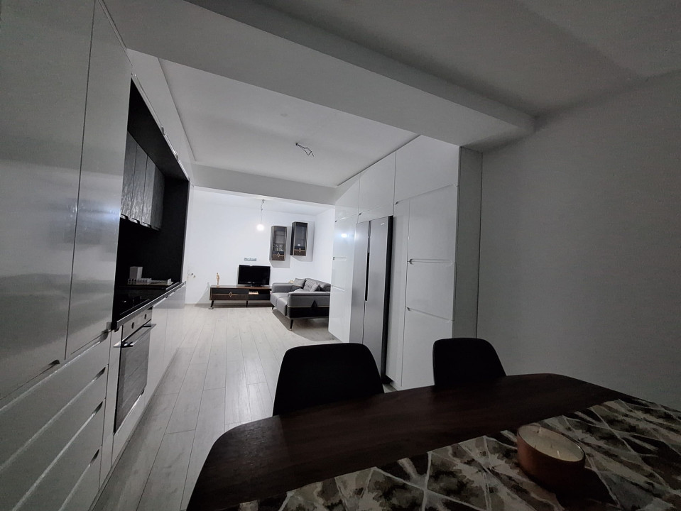 Apartament cu 3 camere, 72 mp, balcon, zona Valea Garbaului