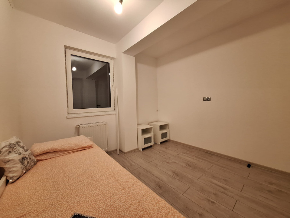 Apartament cu 3 camere, 72 mp, balcon, zona Valea Garbaului