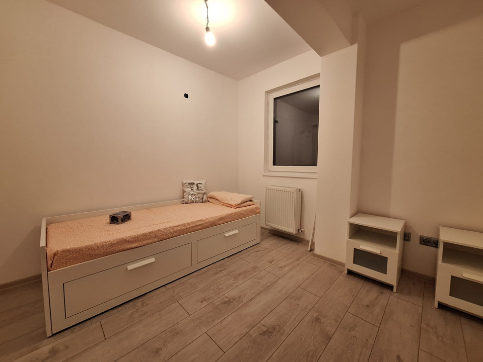 Apartament cu 3 camere, 72 mp, balcon, zona Valea Garbaului