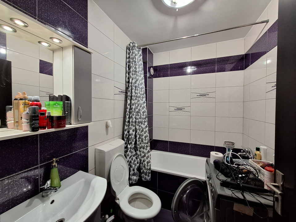 Apartament cu 2 camere, 40 mp, parcare, zona Cetatii