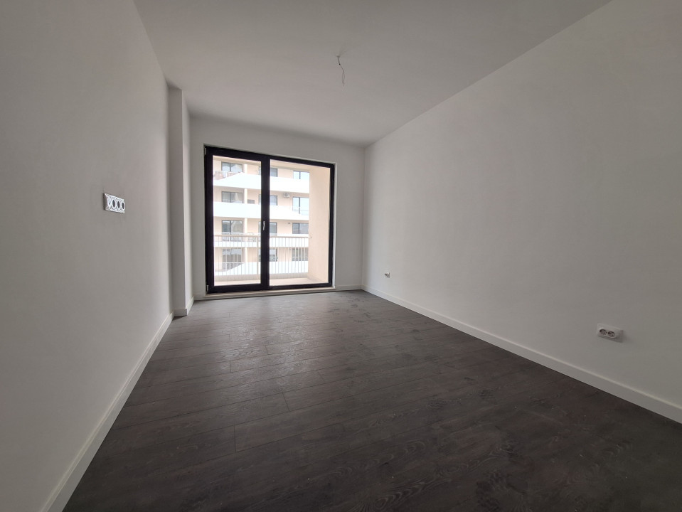 Apartament cu 2 camere, 55 mp, balcon, zona Eroilor