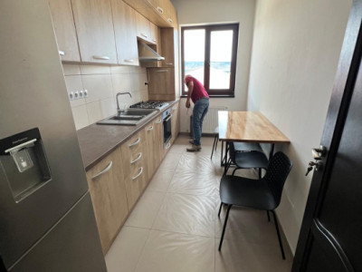 Apartament de inchiriat cu 3 camere 70mp cu parcare zona subcetate 