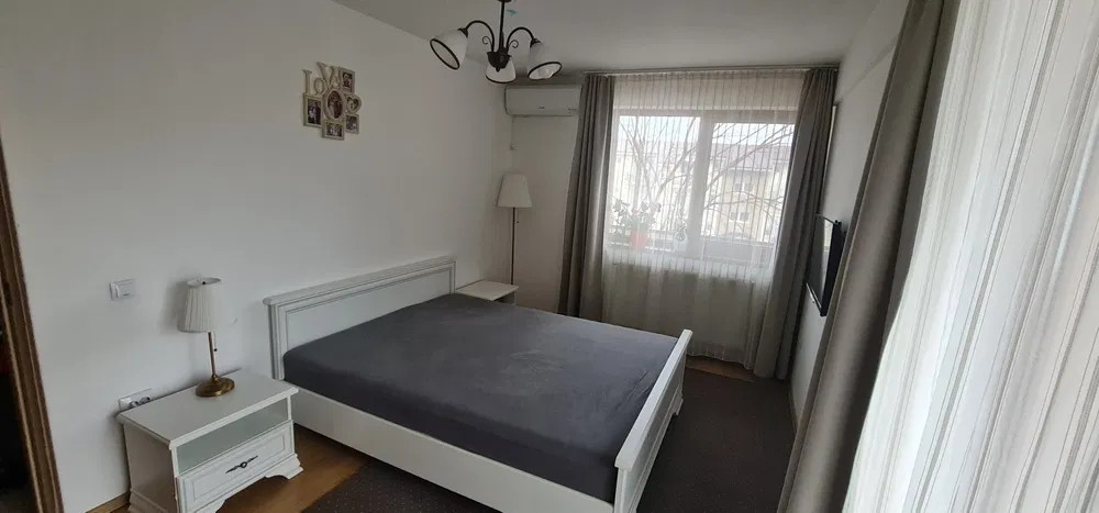 Apartament cu 3 camere, 2 parcari, zona Parcului Poligon