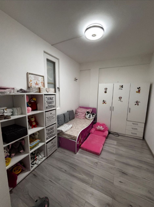 Apartament cu 3 camere, 70 mp, zona ANL