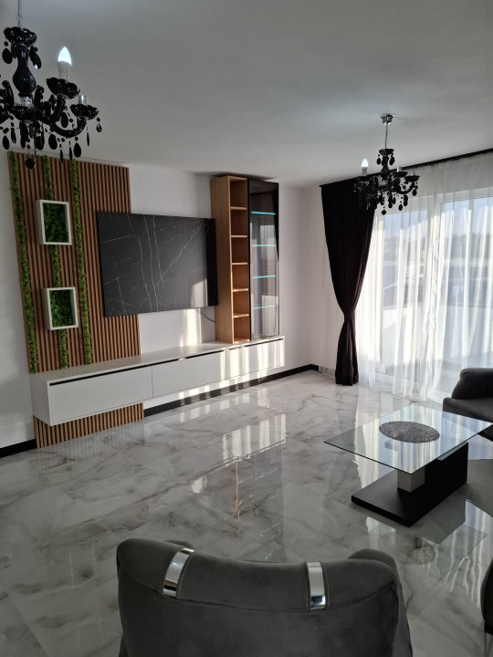 Apartament cu 3 camere deomandate