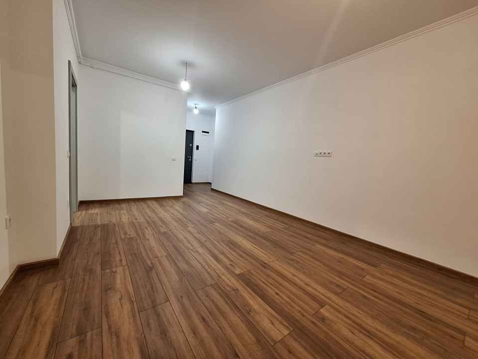 Apartament cu 2 camere, 43 mp, balcon, zona Parcului Poligon