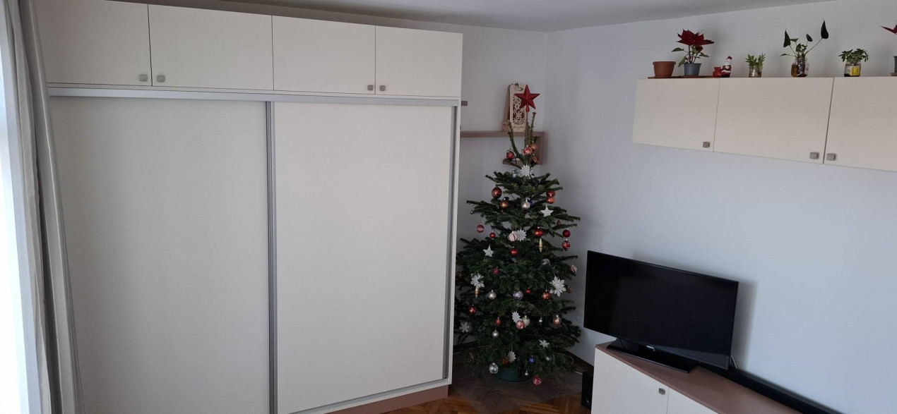 Apartament cu o camera, 36 mp, situat in Gruia