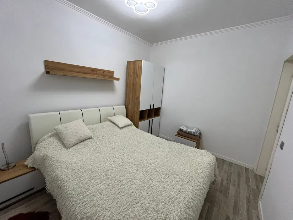 Apartament cu 2 camere, 42 mp, parcare, zona Abatorului