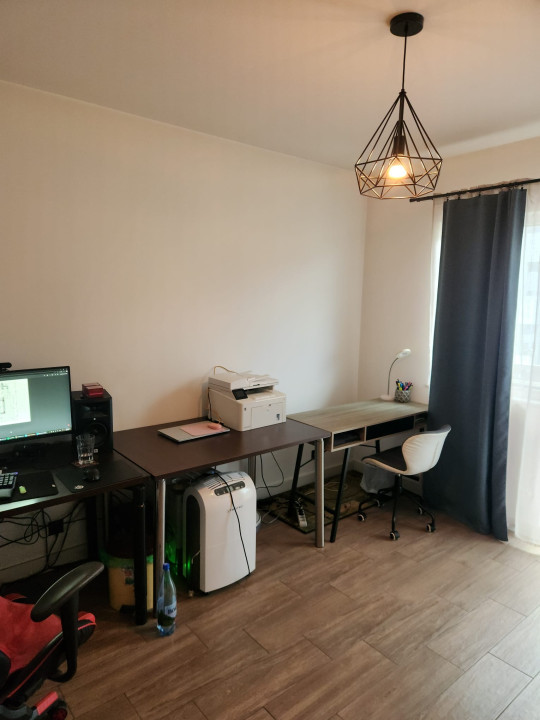 Apartament de 3 camere, finisat mobilat, parcare exterioara, SubCetate