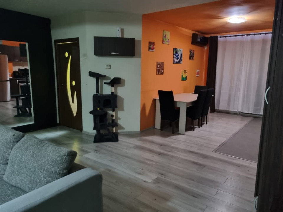 Apartament cu 2 camere, 58 mp, parcare, balcon, zona Florilor