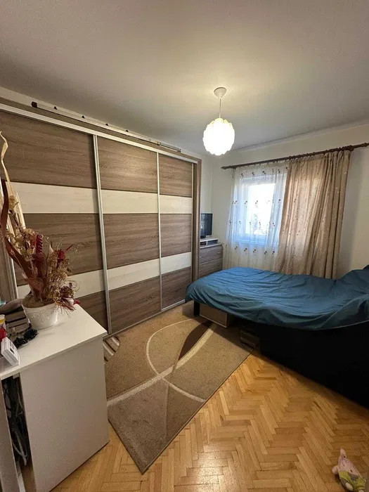 Apartament 3 camere, suprafata de 66 mp  in zona Marasti