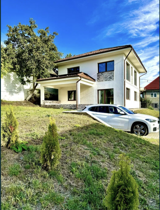 Casă unifamilială cu 4 camere, 150 mp, Chinteni 