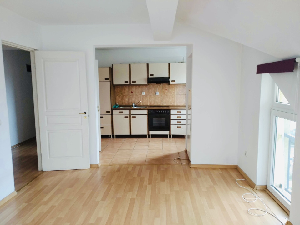 Apartament 2 camere, 52 mp cu 5 mp balcon, zona Baciu