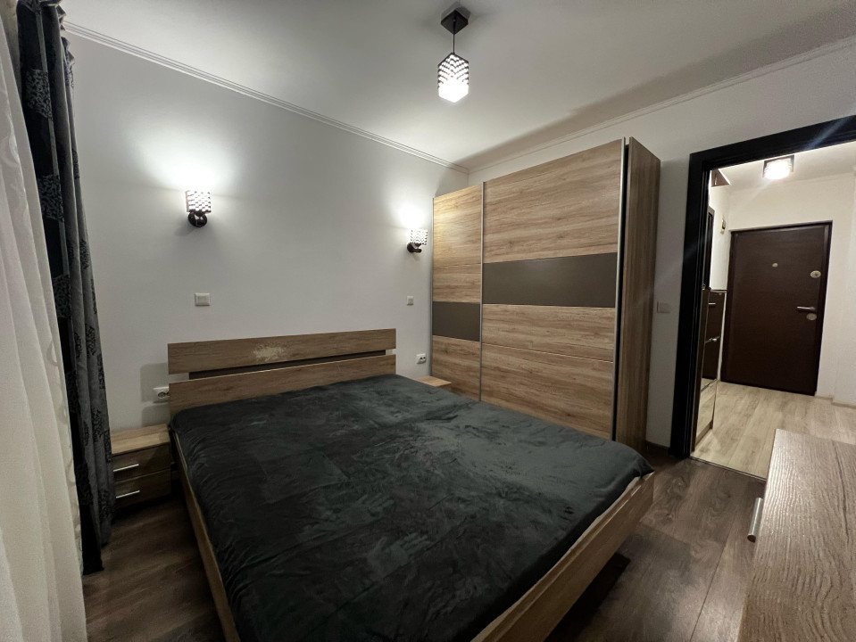 Apartament de 2 camere, 50 mp, parcare, strada Stejarului