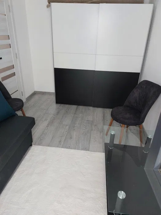 Apartament cu 2 camere, 43 mp, parcare, zona Porii